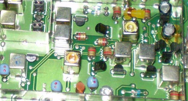 Stabilisateur de tension puissant à faire soi-même : schémas de circuit + instructions de montage étape par étape