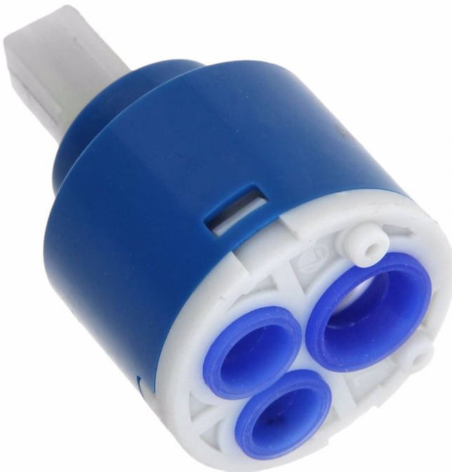 Remplacement d'une cartouche dans un robinet : instructions pour remplacer une ancienne pièce par une nouvelle