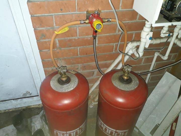 Chaudière à gaz au gaz liquéfié pour le chauffage d'une maison particulière, transfert d'une chaudière à gaz au gaz liquéfié