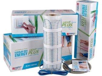 Comment faire un plancher chauffant électrique sous un carrelage : option film et câble