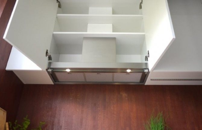 Comment choisir une hotte plutôt qu'une cuisinière à gaz : quels critères prendre en compte pour choisir un modèle adapté