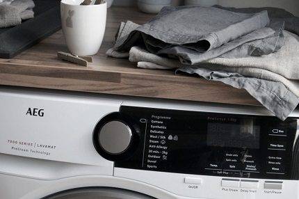 Machines à laver Ariston: avis sur la marque, aperçu des modèles populaires + ce qu'il faut rechercher avant d'acheter