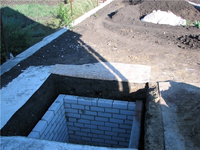 Est-il possible d'utiliser des anneaux de sable en polymère pour la construction d'un puisard