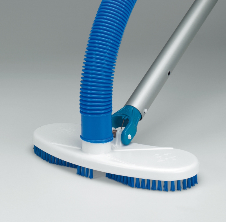 Aspirateur pour la piscine: qu'est-ce que c'est, et apprenez à le faire vous-même