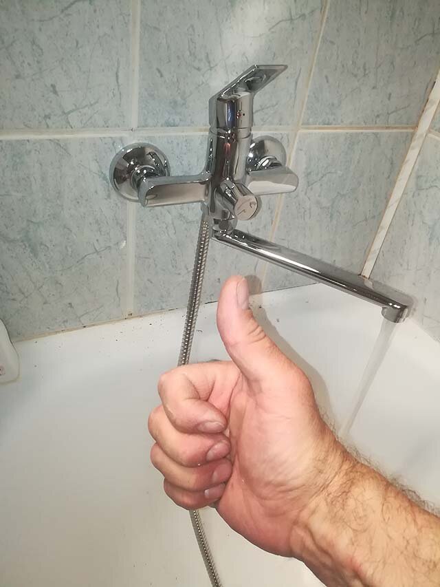 Changer le robinet de la salle de bain