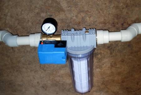 Approvisionnement en eau à faire soi-même pour une maison privée: règles d'aménagement et meilleurs schémas