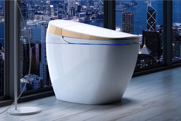 Toilettes japonaises : une version innovante intelligente avec contrôle et chauffage, xiaomi et iota du Japon et des modèles russes