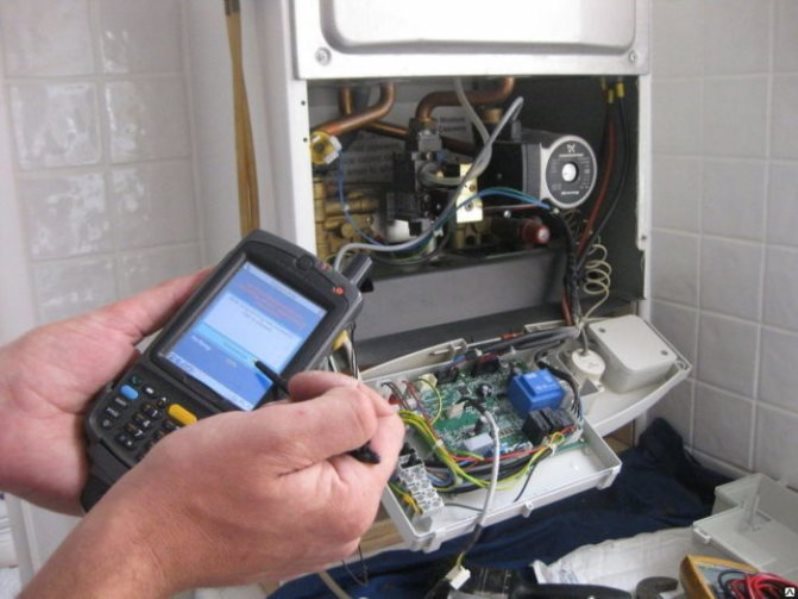 Pourquoi la chaudière à gaz s'éteint-elle ? Aperçu des défauts typiques et des méthodes pour leur élimination