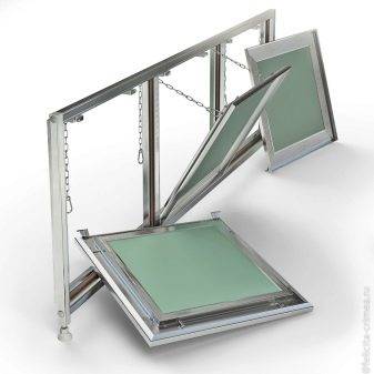 Choisir et installer un écran sous la baignoire de vos propres mains - comment tout faire de manière fonctionnelle et esthétique?