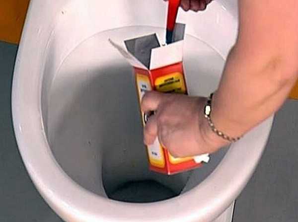 Comment nettoyer les toilettes avec un câble: choisir un outil et expliquer son utilisation