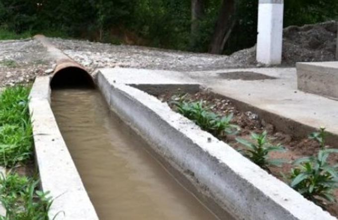 Calcul et conception des égouts pluviaux: règles de préparation des spécifications techniques pour le développement