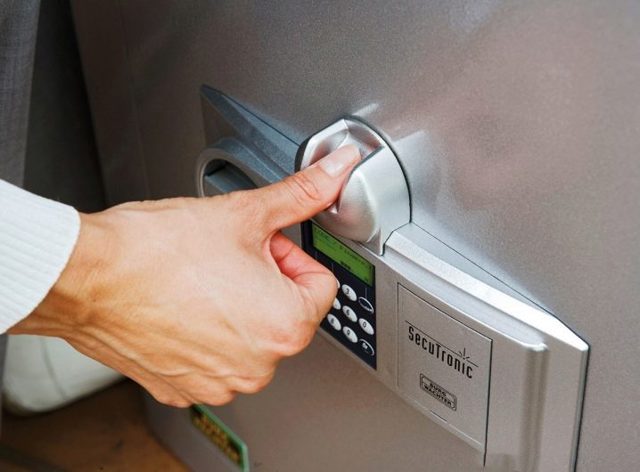 Verrouillage du réfrigérateur: types, appareil, comment et lequel choisir