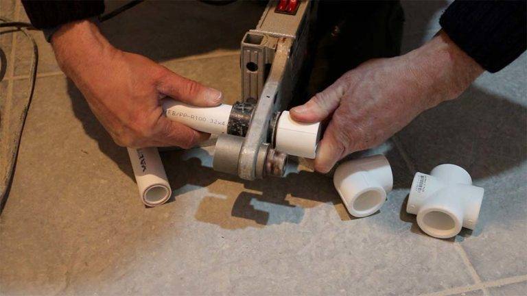 Souder des tuyaux en polypropylène - nous découvrons comment souder correctement