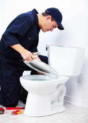 Comment régler le flotteur pour les toilettes et le changer si nécessaire