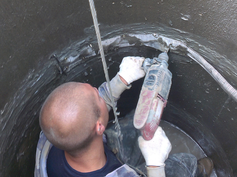 Imperméabilisation des puits d'égout: moyens et méthodes