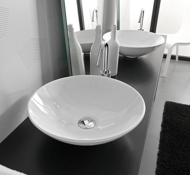 Que sont les éviers suspendus, quels sont leurs caractéristiques, avantages et inconvénients