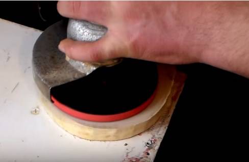 Nous fabriquons une étagère pour les livres de nos propres mains: 6 solutions originales