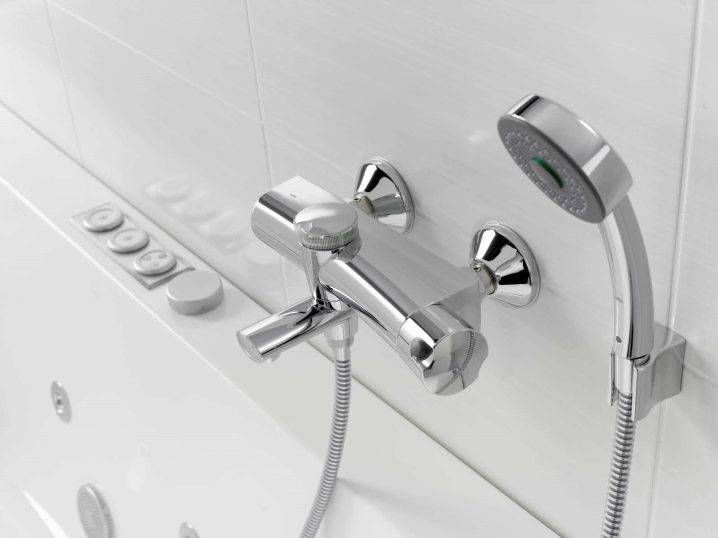Robinets thermostatiques pour salle de bain, douche et cuisine