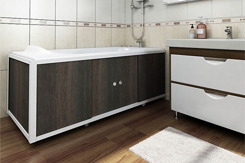 Comment faire un écran de salle de bain fonctionnel avec des étagères