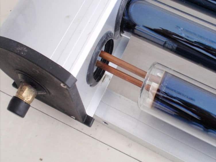 Capteur solaire sous vide : principe de fonctionnement + comment l'assembler soi-même