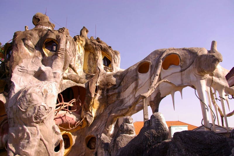 Les maisons les plus étranges du monde : 10 solutions architecturales folles