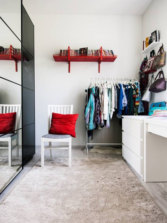 Cintre de sol en bois DIY : idées créatives + instructions de montage