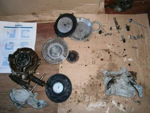 Qu'est-ce qu'un réducteur pour une bouteille de gaz: l'appareil et le fonctionnement de l'appareil avec un régulateur de pression