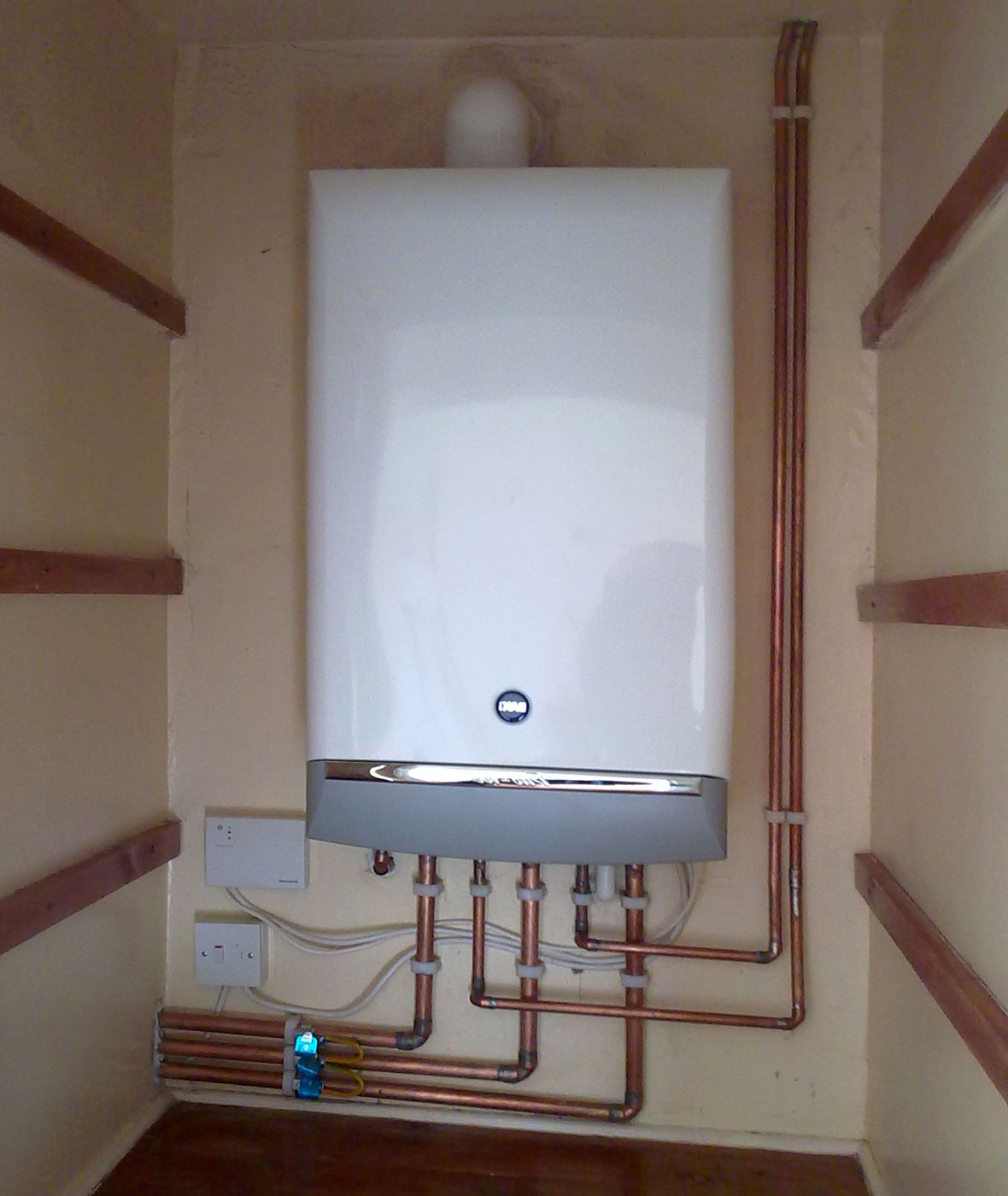 Chaudières gaz atmosphériques : classement du top 15 des meilleurs modèles et conseils pour choisir