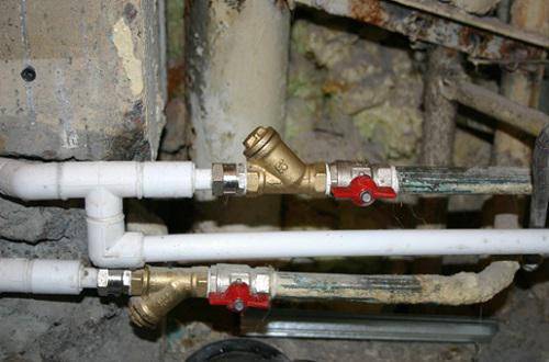 Câblage et installation de plomberie à faire soi-même: dispositions générales et conseils utiles