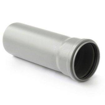 Conduites d'égout en PVC et en PEHD pour les eaux usées extérieures: types, caractéristiques, avantages et inconvénients