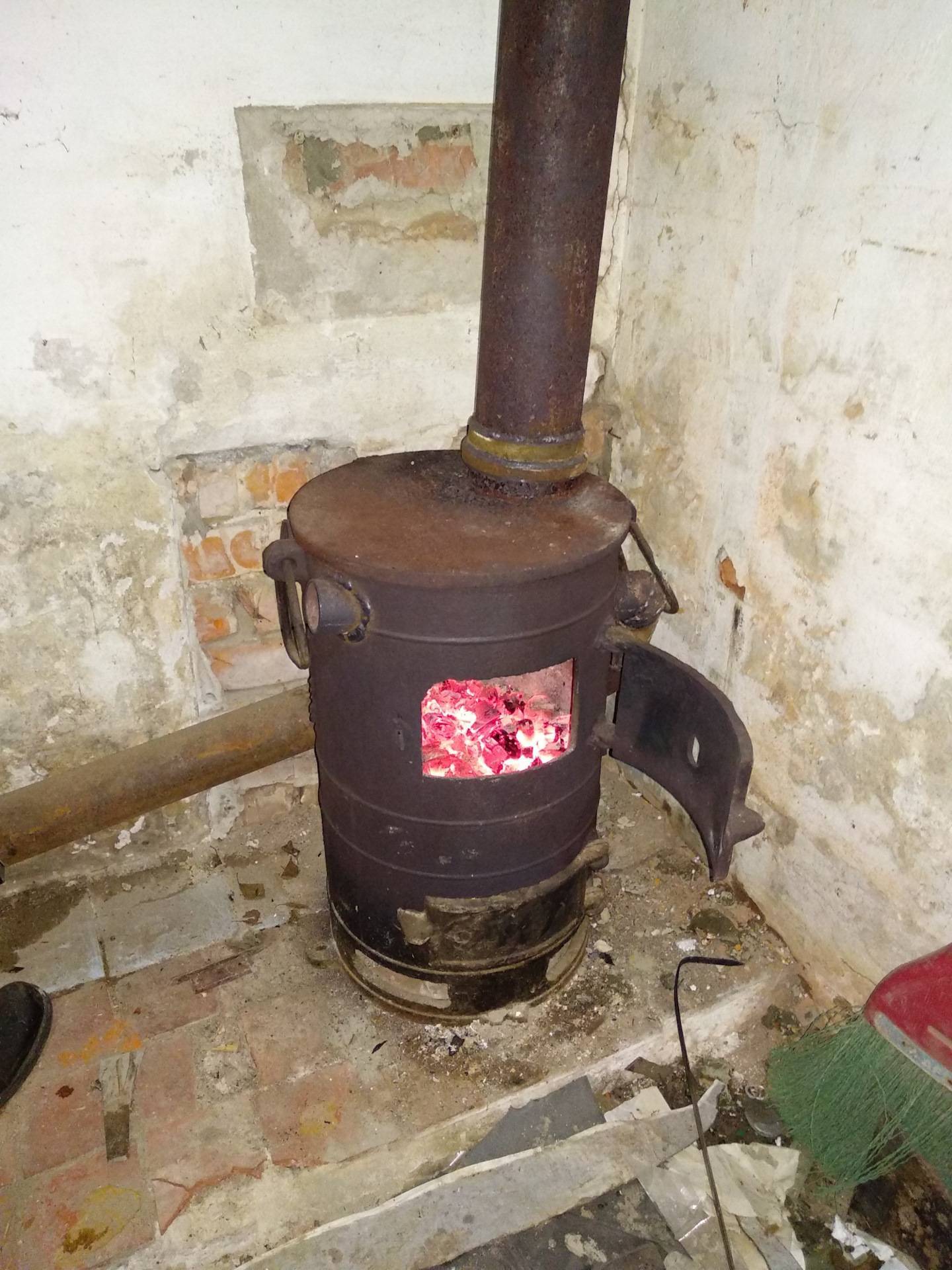 Poêle à ventre à faire soi-même : un guide de montage détaillé