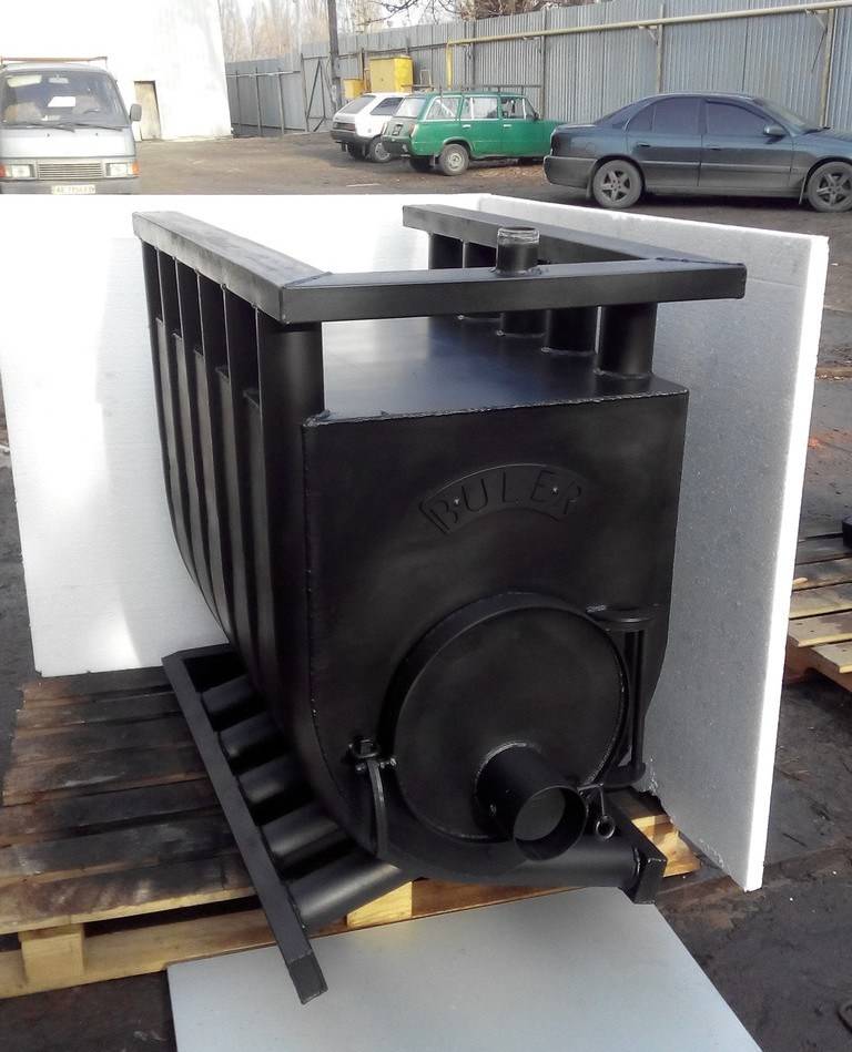 Le principe de fonctionnement et les caractéristiques des fours de chauffage avec un circuit d'eau