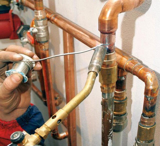 Soudage à faire soi-même de tuyaux en cuivre - instructions et vidéo