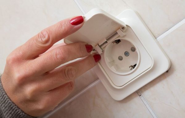 Installation de prises dans la salle de bain : normes de sécurité + notice d'installation