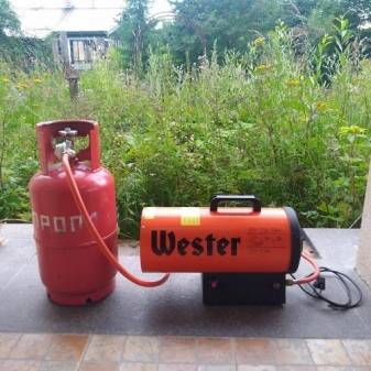 Décapeurs thermiques : aperçu de la gamme du marché et conseils pour choisir un appareil spécifique