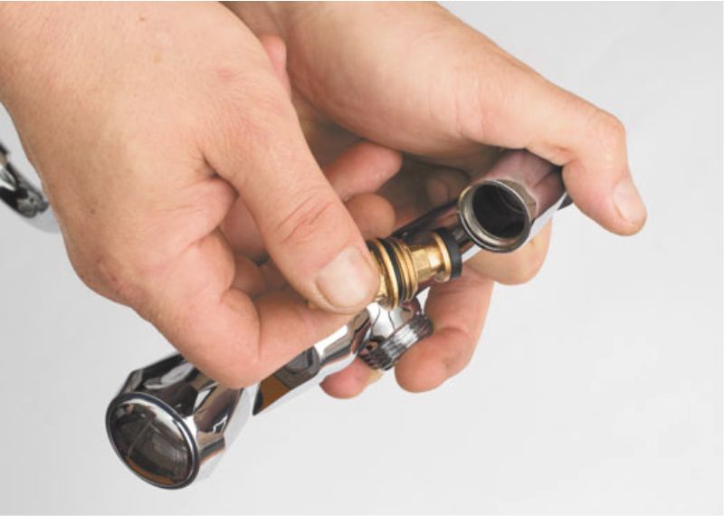 Comment changer le joint du robinet - nous nous aidons nous-mêmes