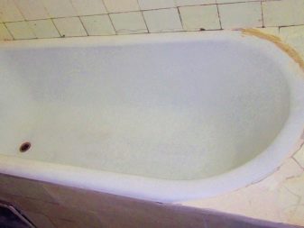 Émaillage de bain à faire soi-même: comment traiter un bain avec de l'acrylique liquide à la maison