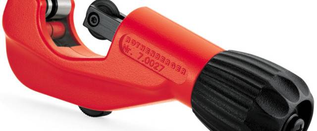 Coupe-tube pour tuyaux en cuivre: types, conseils de choix, règles et nuances d'utilisation