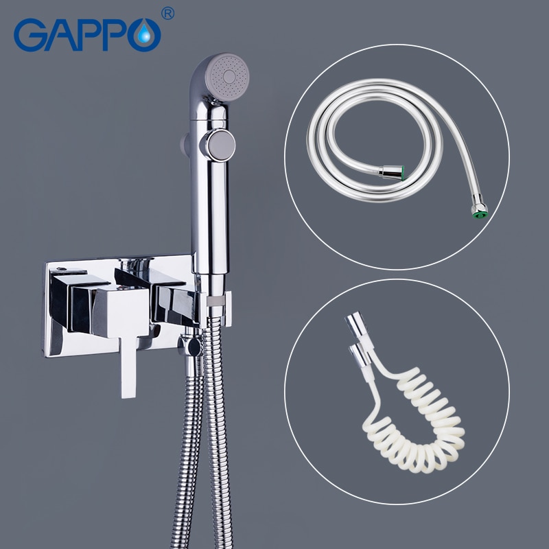 WC douche sanitaire avec robinet