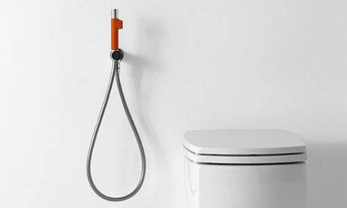 Douche hygiénique pour les toilettes: un aperçu comparatif des conceptions et des nuances d'installation