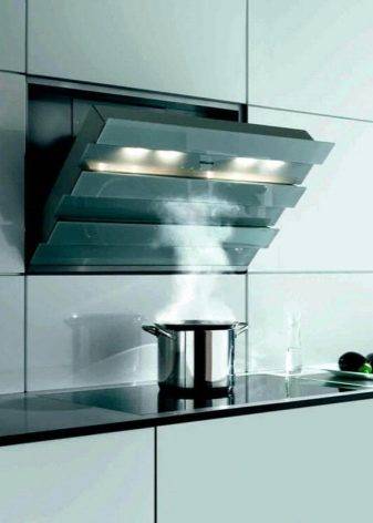 Filtre à charbon pour échappement: appareil, principe de fonctionnement et technologie de remplacement