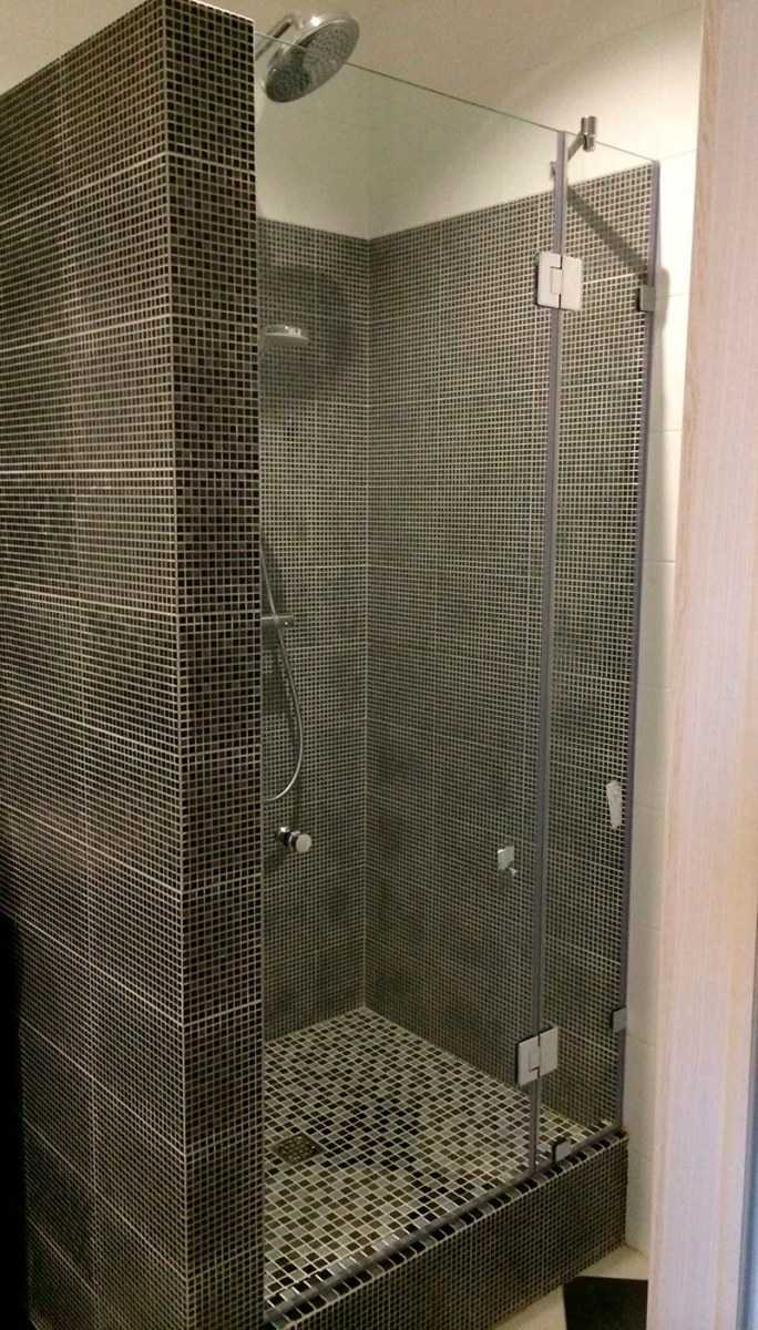 Faire une douche en polycarbonate de vos propres mains