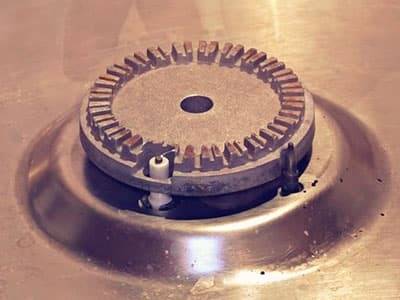 Le brûleur à gaz ne brûle pas bien : un aperçu des dysfonctionnements typiques et comment les réparer