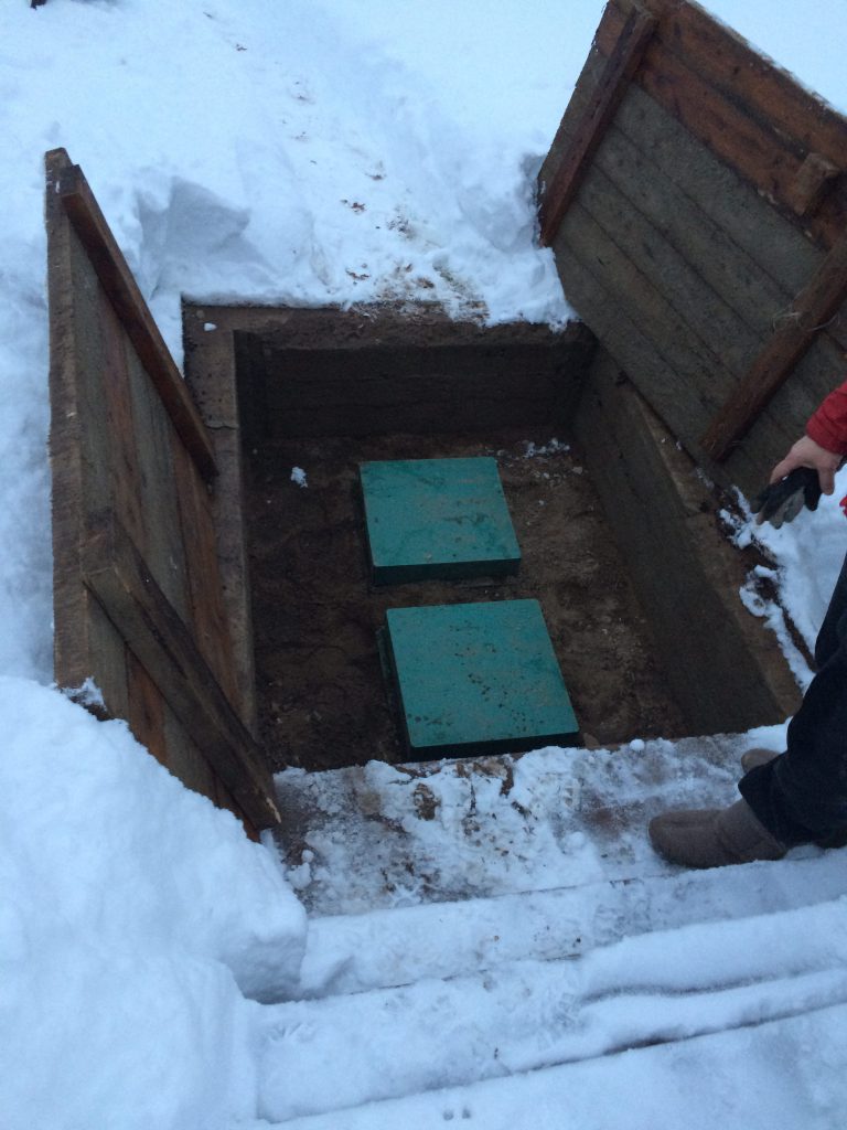 Vue d'ensemble de la fosse septique "Leader": dispositif, principe de fonctionnement, avantages et inconvénients