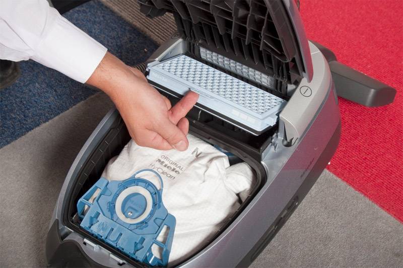 Aspirateurs avec bac à poussière : TOP-19 des meilleurs modèles + recommandations aux acheteurs