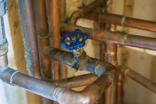 Tuyaux en cuivre d'alimentation en eau: caractéristiques et différences de nomenclature