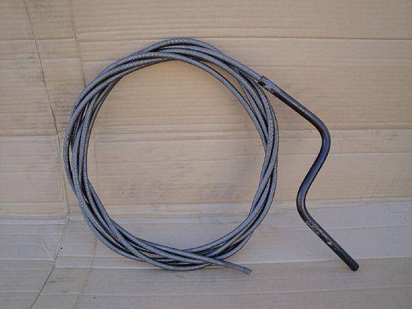 Enlever les sabots avec un outil de plomberie