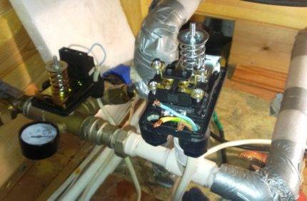 Comment fonctionne un pressostat pour une station de pompage + règles et caractéristiques de son réglage