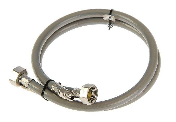 Peut-il y avoir différentes tailles de raccords et d'écrous pour les tuyaux flexibles