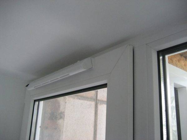 Vanne d'alimentation pour fenêtres en plastique: comment choisir et installer une vanne de ventilation